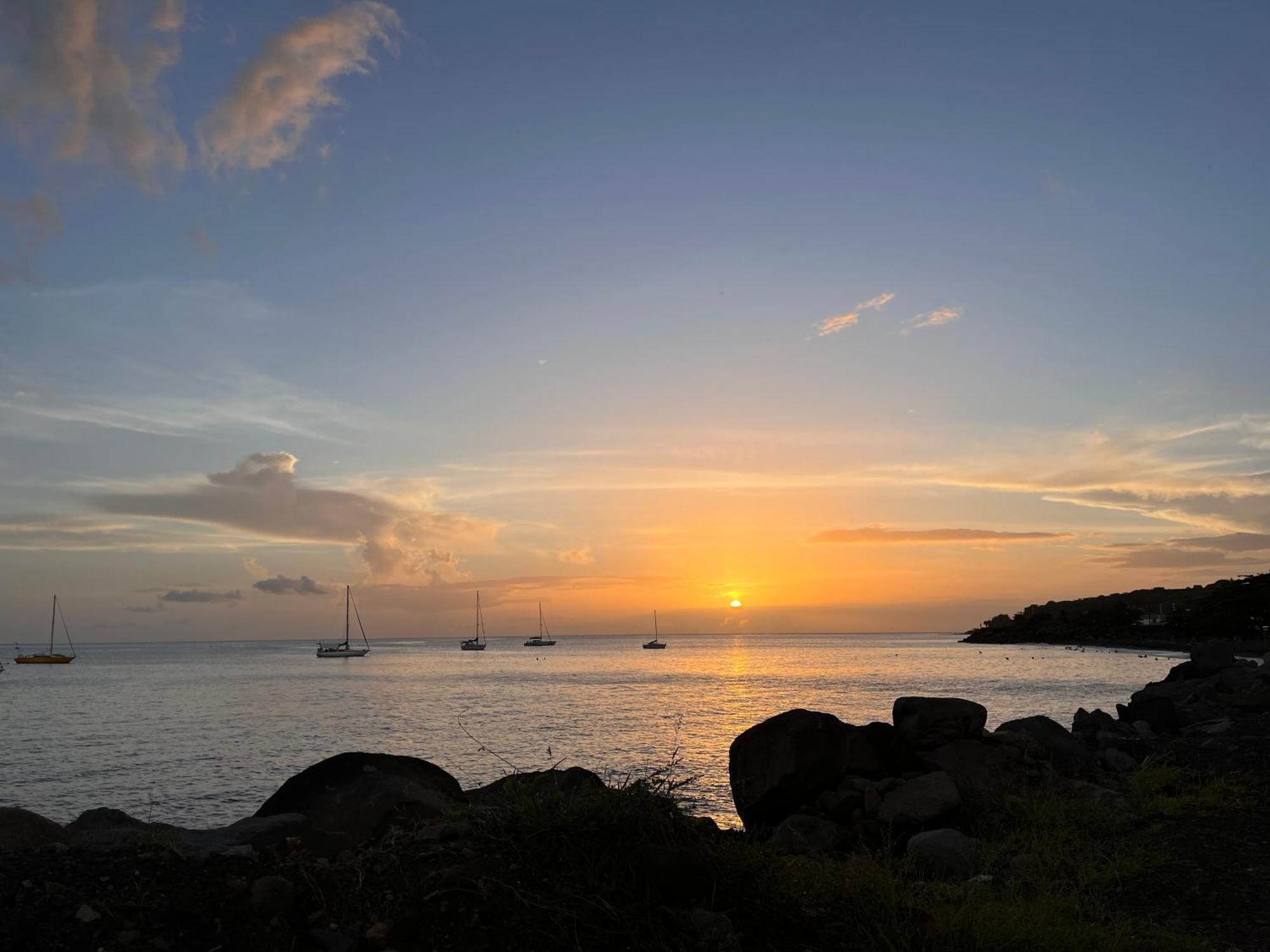 Tropical Golden, Vue Mer Et Plage A 5 Min A Pied Gourbeyre Extérieur photo